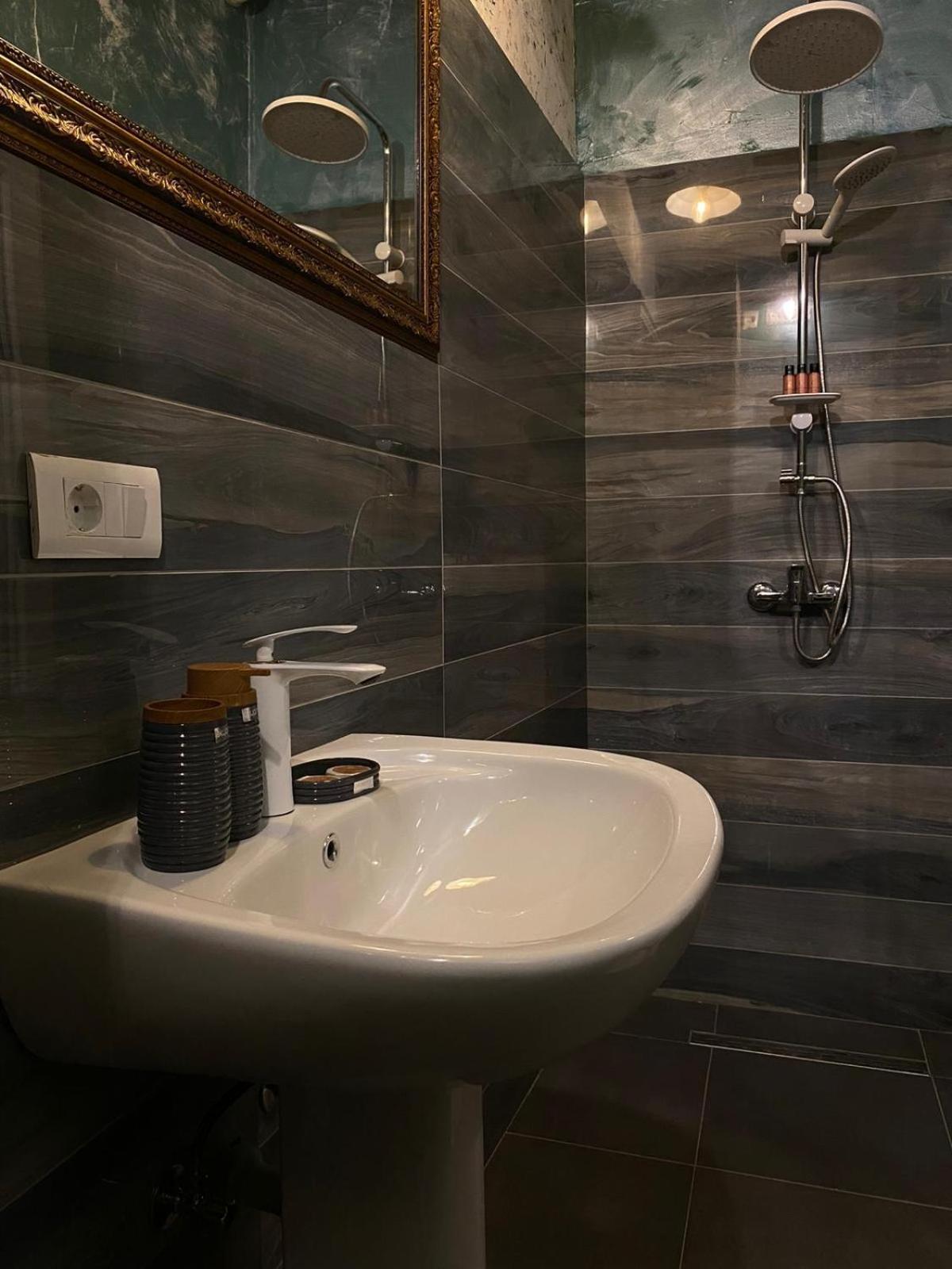 Hotel In Time Prizren Habitación foto